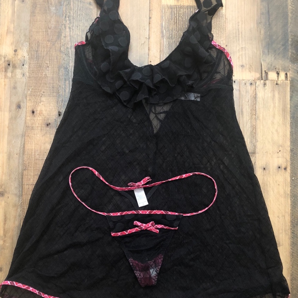 NWOT Victoria’s Secret Polka Dot/Plaid Trim Set